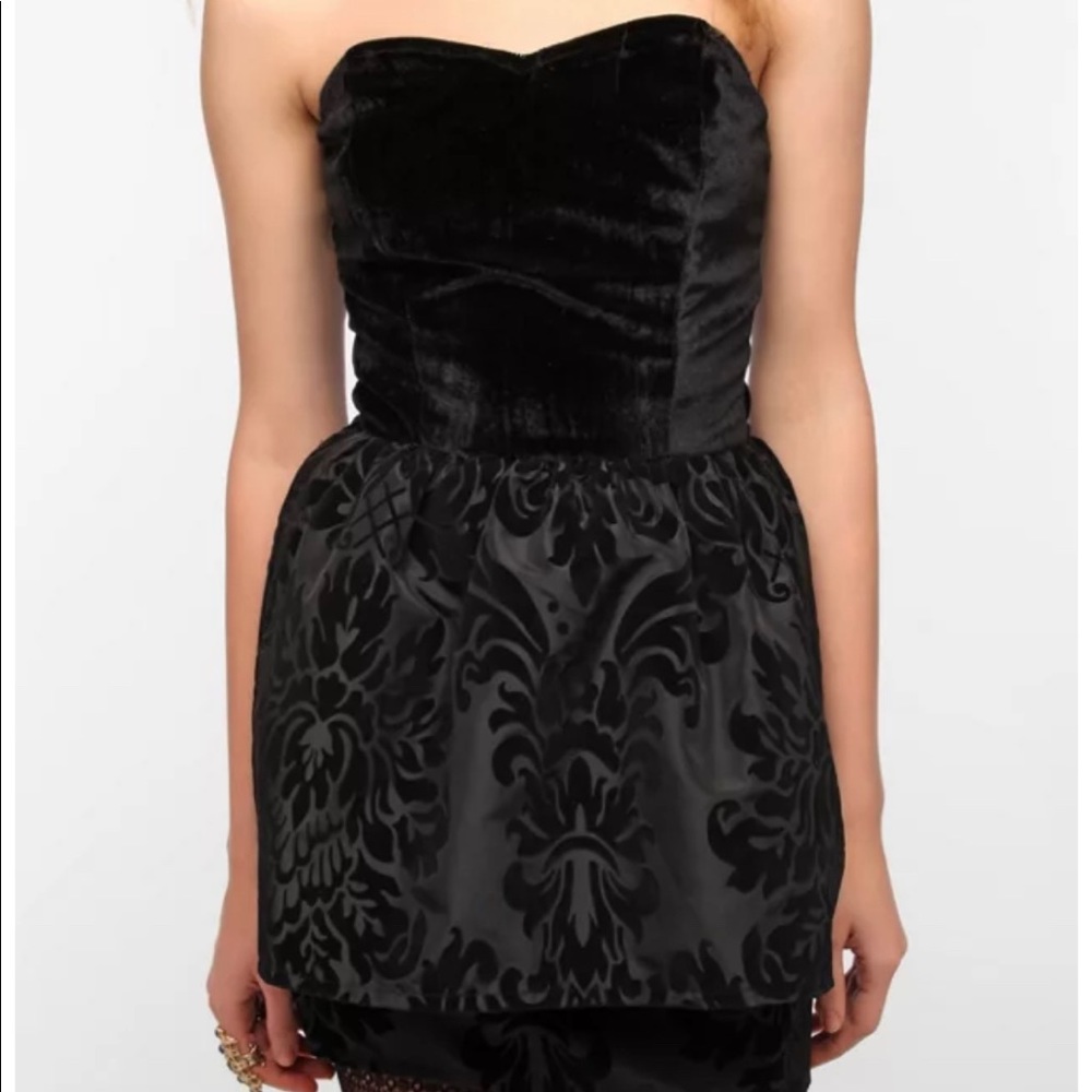 Johann Earl vintage Urban Outfitters strapless dress - Picture 3 of 5